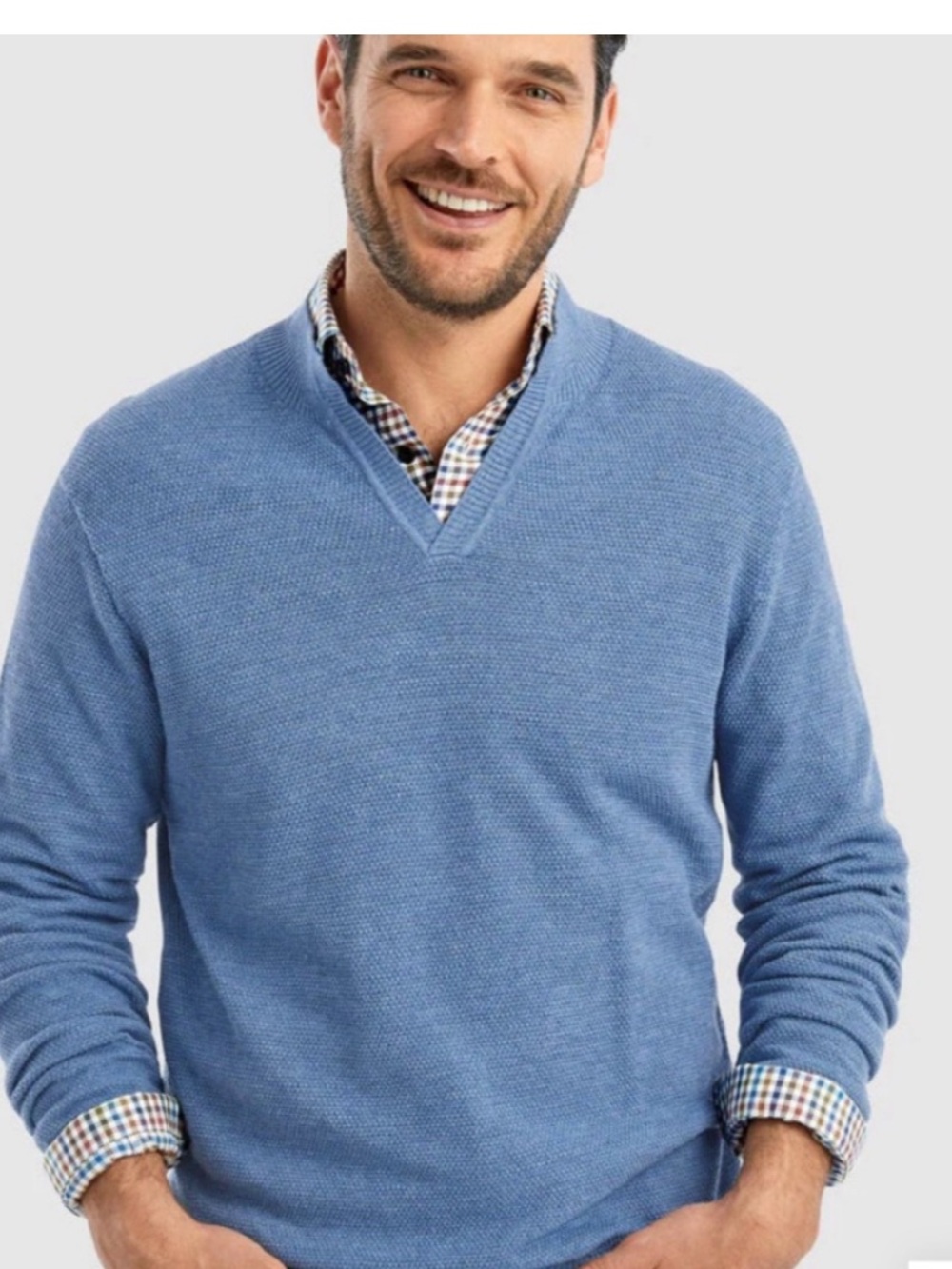 Johnnie-O Men's Belmore V-Neck Lightweight Knit Sweater in Malibu/XL